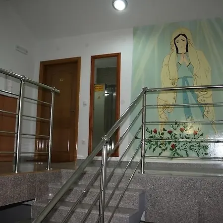 Bagaric -ispod Brda Ukazanja Adress Kraljice Mira 56 Bijakovci