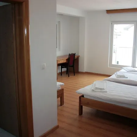 Bagaric -ispod Brda Ukazanja Adress Kraljice Mira 56 Bijakovci Medjugorje