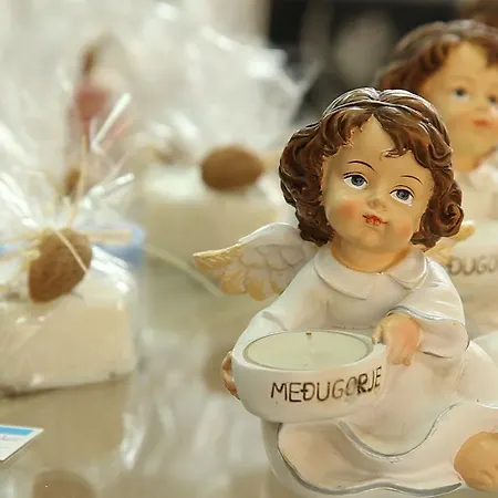 Bagaric -ispod Brda Ukazanja Adress Kraljice Mira 56 Bijakovci Medjugorje