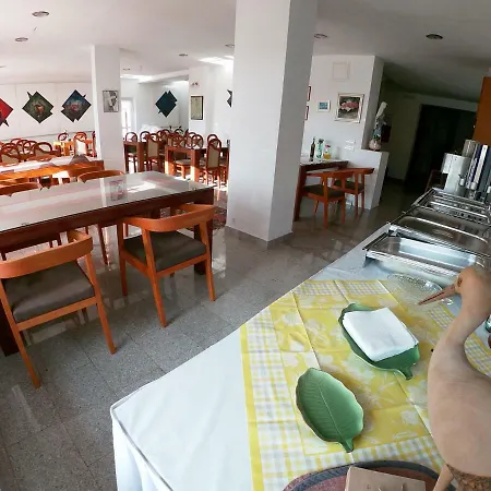 Bagaric -ispod Brda Ukazanja Adress Kraljice Mira 56 Bijakovci